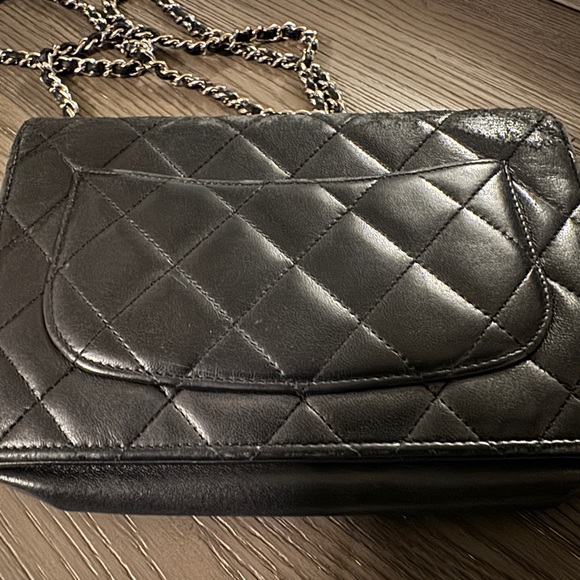 Chanel Classic Wallet Crossbody - Picture 6 of 7